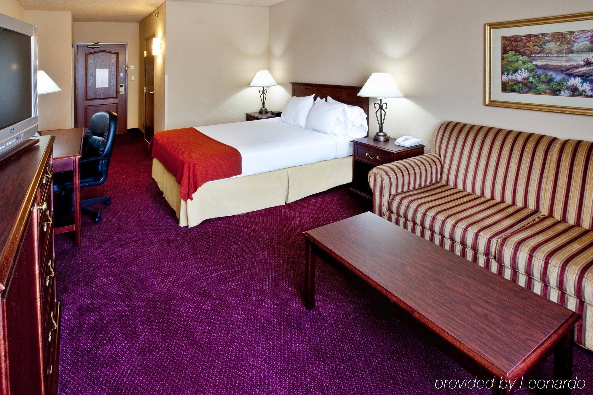 Best Western Holiday Manor Newton Zimmer foto
